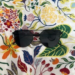 Stylish Black Sunglasses